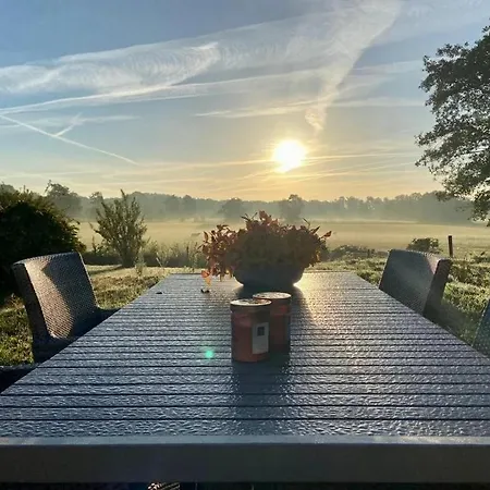 Vanlennep Bed & Breakfast